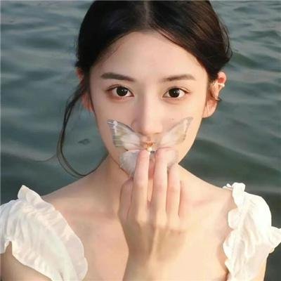 八九点钟的太阳